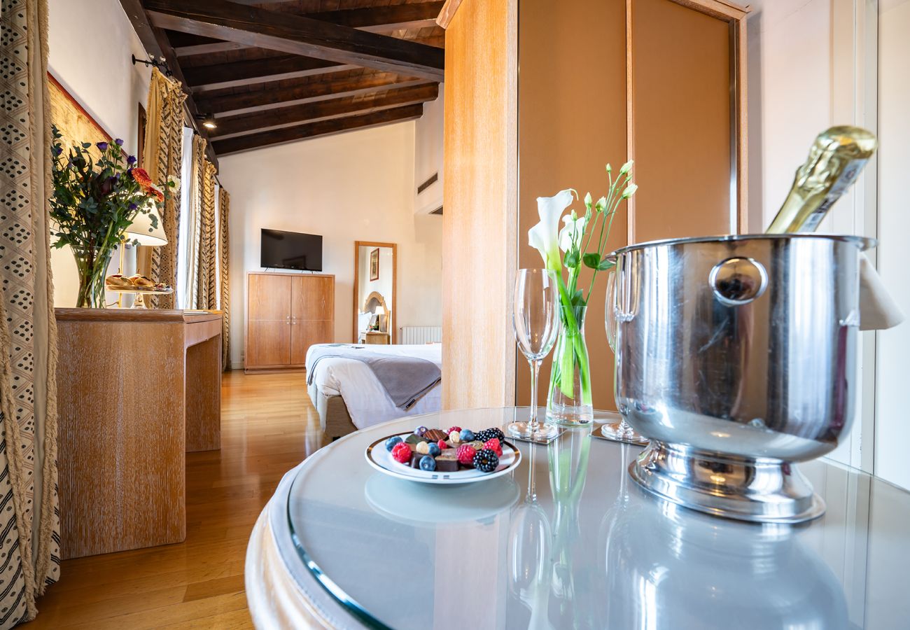 Rent by room in Venice - Double Romantic 3 